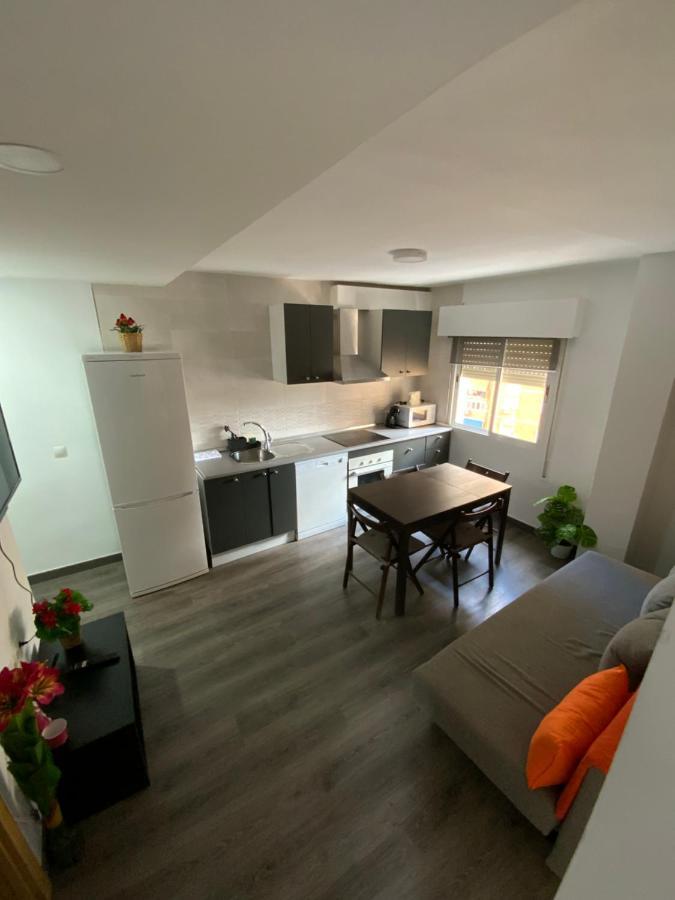 4 Capulino Apartamentos Málaga Esterno foto