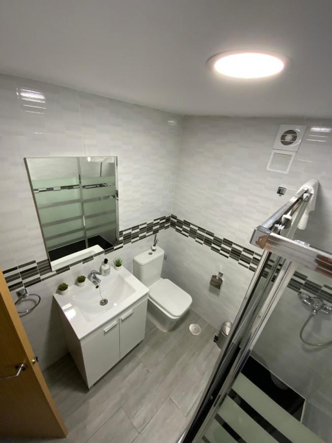 4 Capulino Apartamentos Málaga Esterno foto